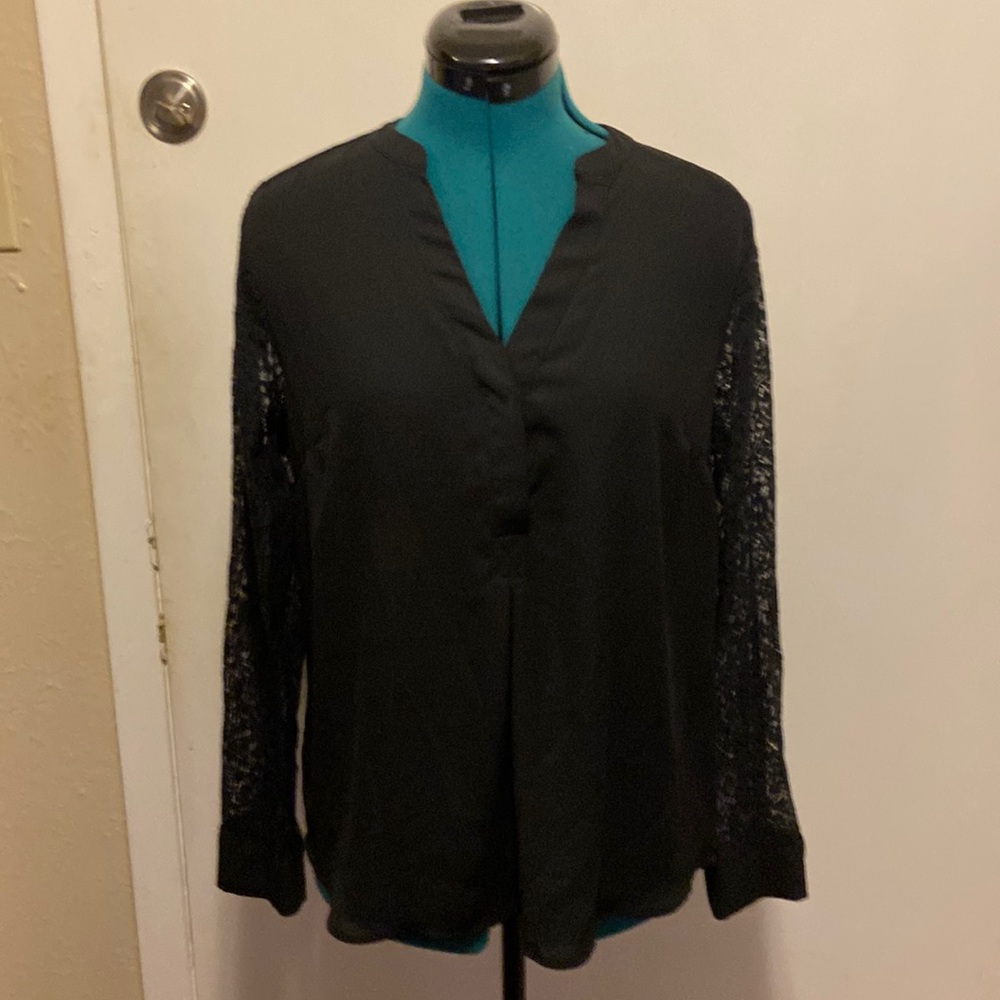 Women’s Beautiful Vintage Blouse by The Limited Med Black solid body lace sleeve